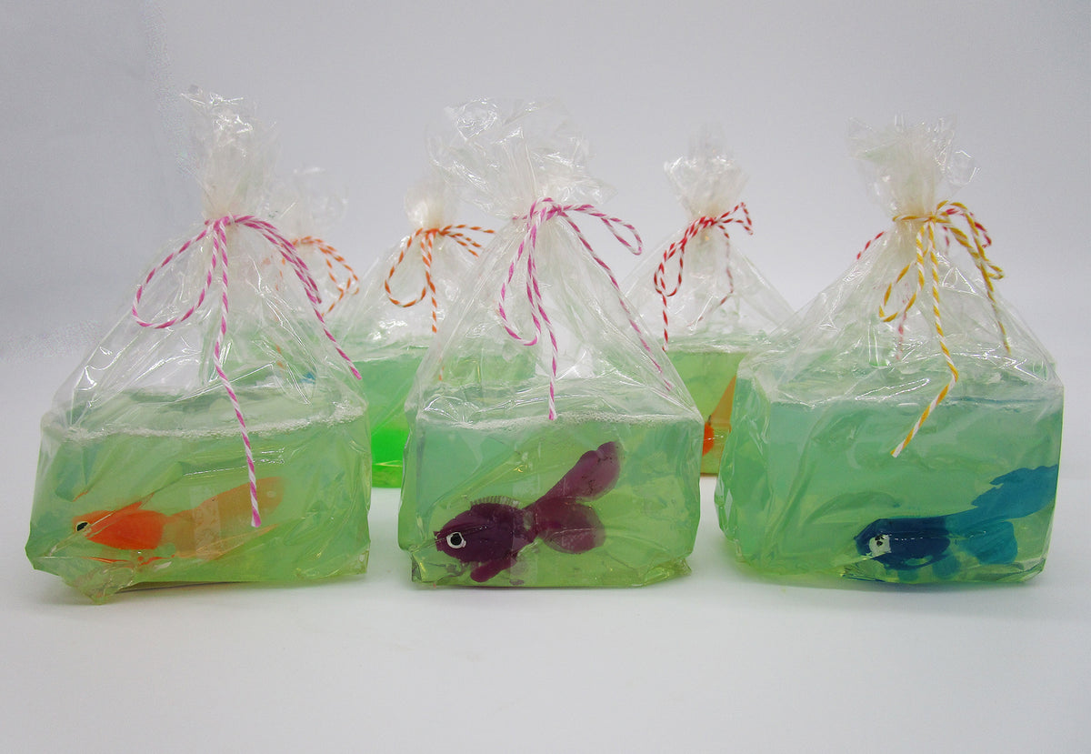 Daily Discovery: Squishy Soap/Descubrimiento en casa: Jabón plastilina -  Fort Collins Museum of Discovery