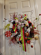Load image into Gallery viewer, Grinch Wreath