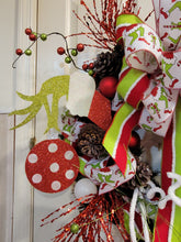 Load image into Gallery viewer, Grinch Wreath