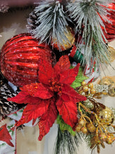 Load image into Gallery viewer, Cardinal Christmas Wreath