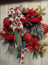 Load image into Gallery viewer, Cardinal Christmas Wreath