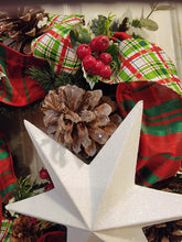 Load image into Gallery viewer, Star in the East Christmas Wreath