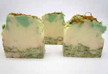 Load image into Gallery viewer, Lemongrass Vegan soap