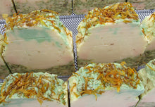 Load image into Gallery viewer, Lemongrass Vegan soap