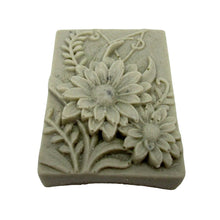 Load image into Gallery viewer, Sensitive Skin French Clay and Citrus soap bar