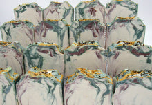 Load image into Gallery viewer, Tobacco and Bay Vegan soap