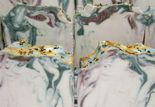 Load image into Gallery viewer, Tobacco and Bay Vegan soap
