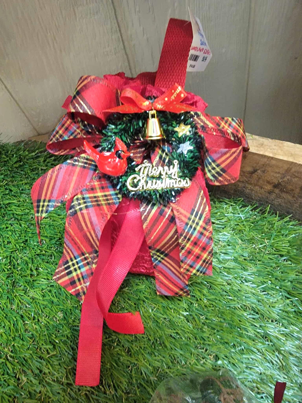 Cardinal Christmas Wreath Sachet