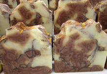 Load image into Gallery viewer, Mahogany and Sandalwood Vegan soap
